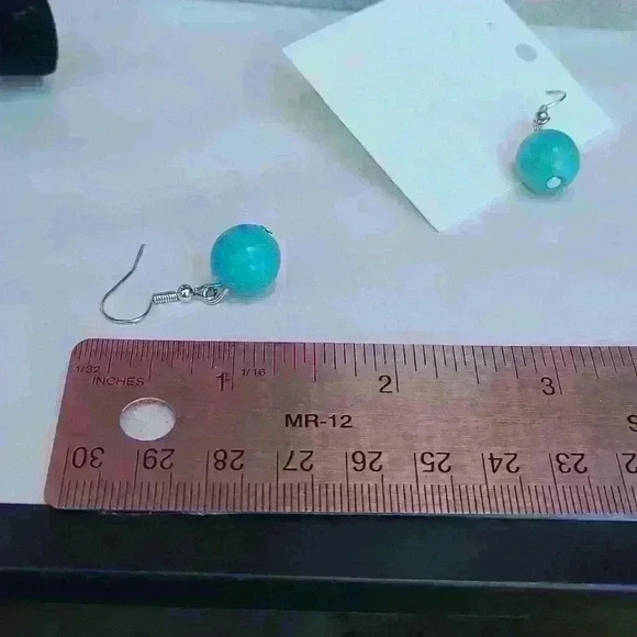 Vintage  turquoise drop earrings - Picture 8 of 17